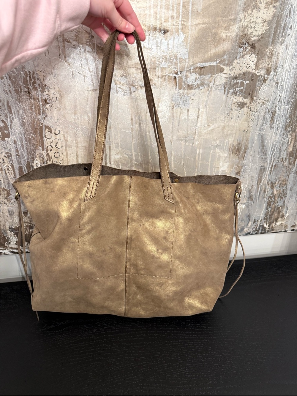 Hobo Metallic Shoulder Tote Bag - Picture 3 of 11
